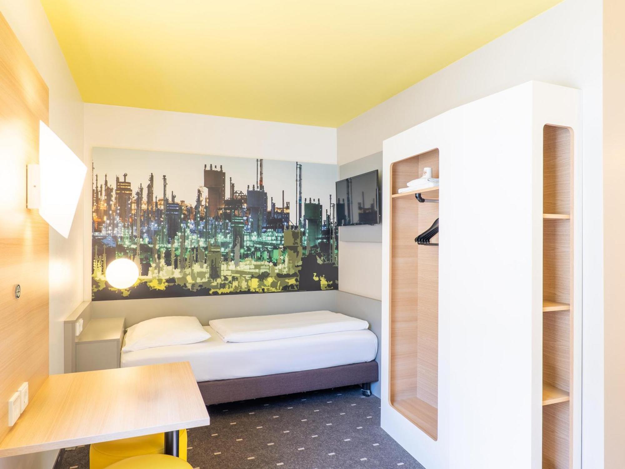 B&B Hotel Ludwigshafen Екстериор снимка